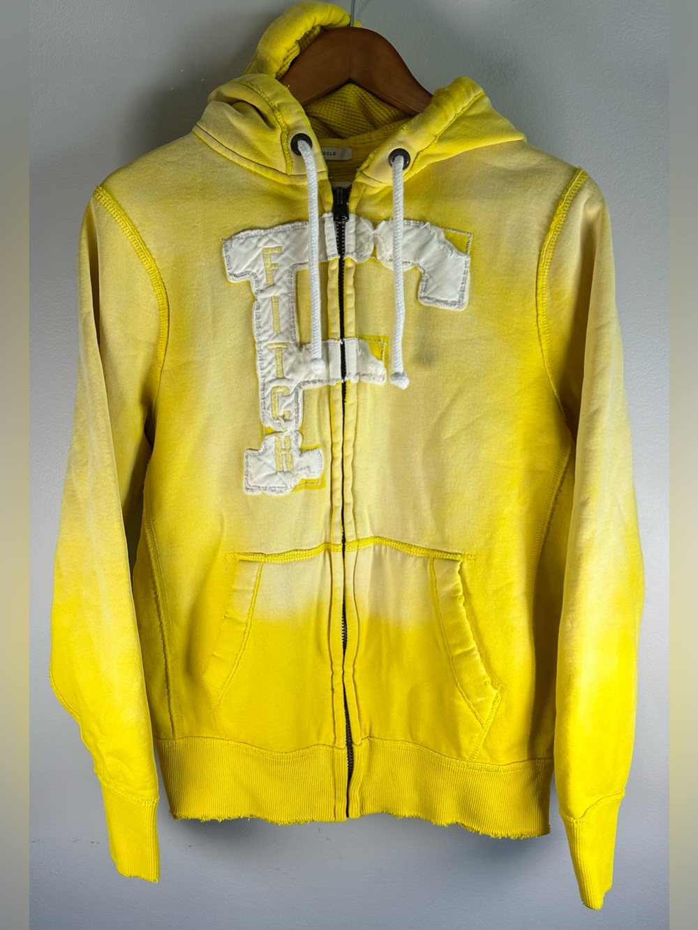 Abercrombie & Fitch Men’s Hoodie M Big F Logo Yellow Distressed VTG Y2K Muscle